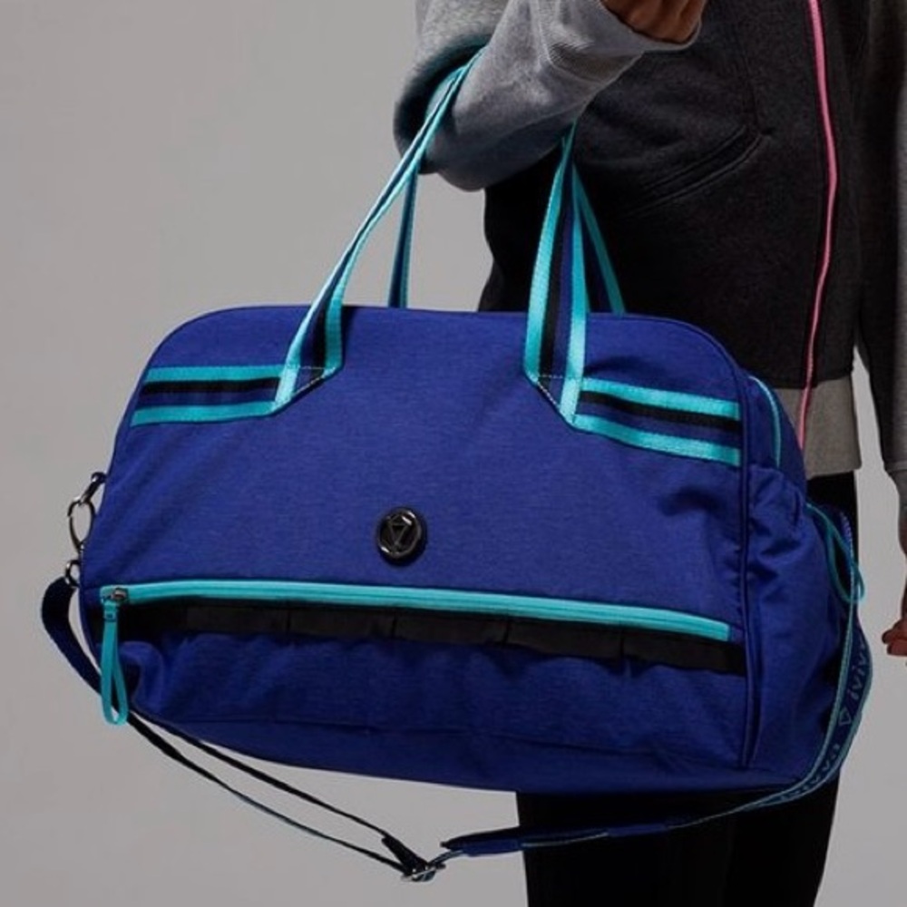 IVIVVA ✨ Juniors Brand by Lululemon✨In The Game ✨Duffel Tennis Gym Bag✨Blue ✨